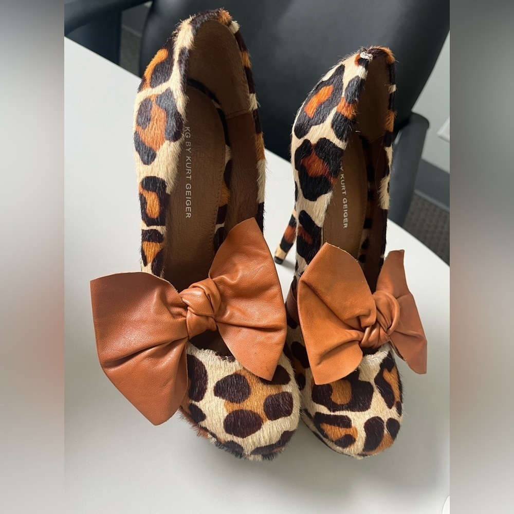 Mob wife life KG by Kurt Geigerleopard print textured shoes
